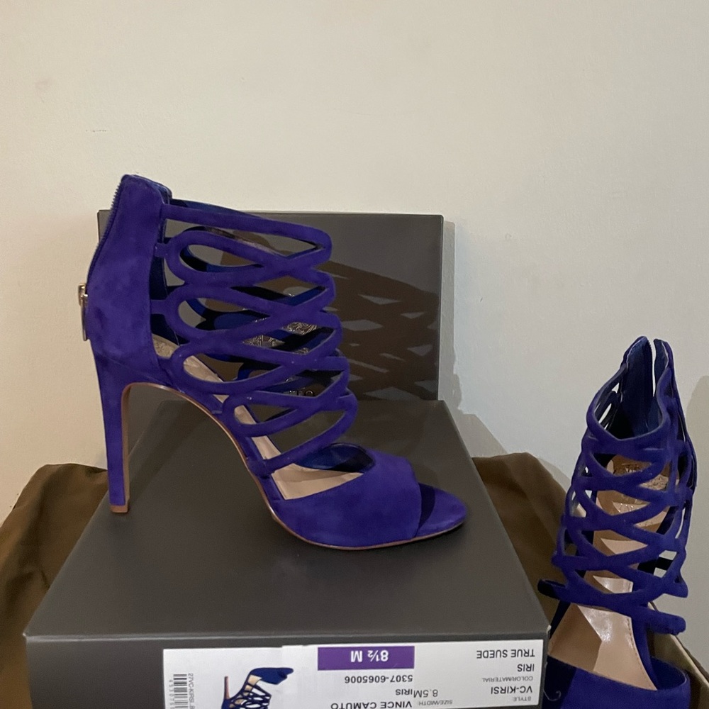 Vince Camino Suede Kirsi Sandals